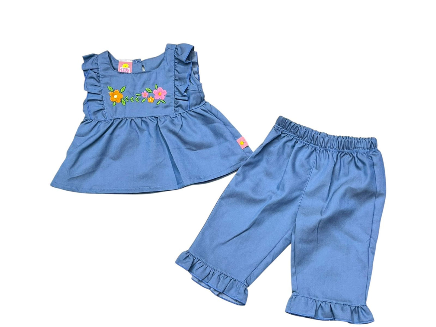 CONJUNTO BLUSA MANGA CORTA Y PANTALÓN CAPRI PESCADOR TERMINADOS OLAN