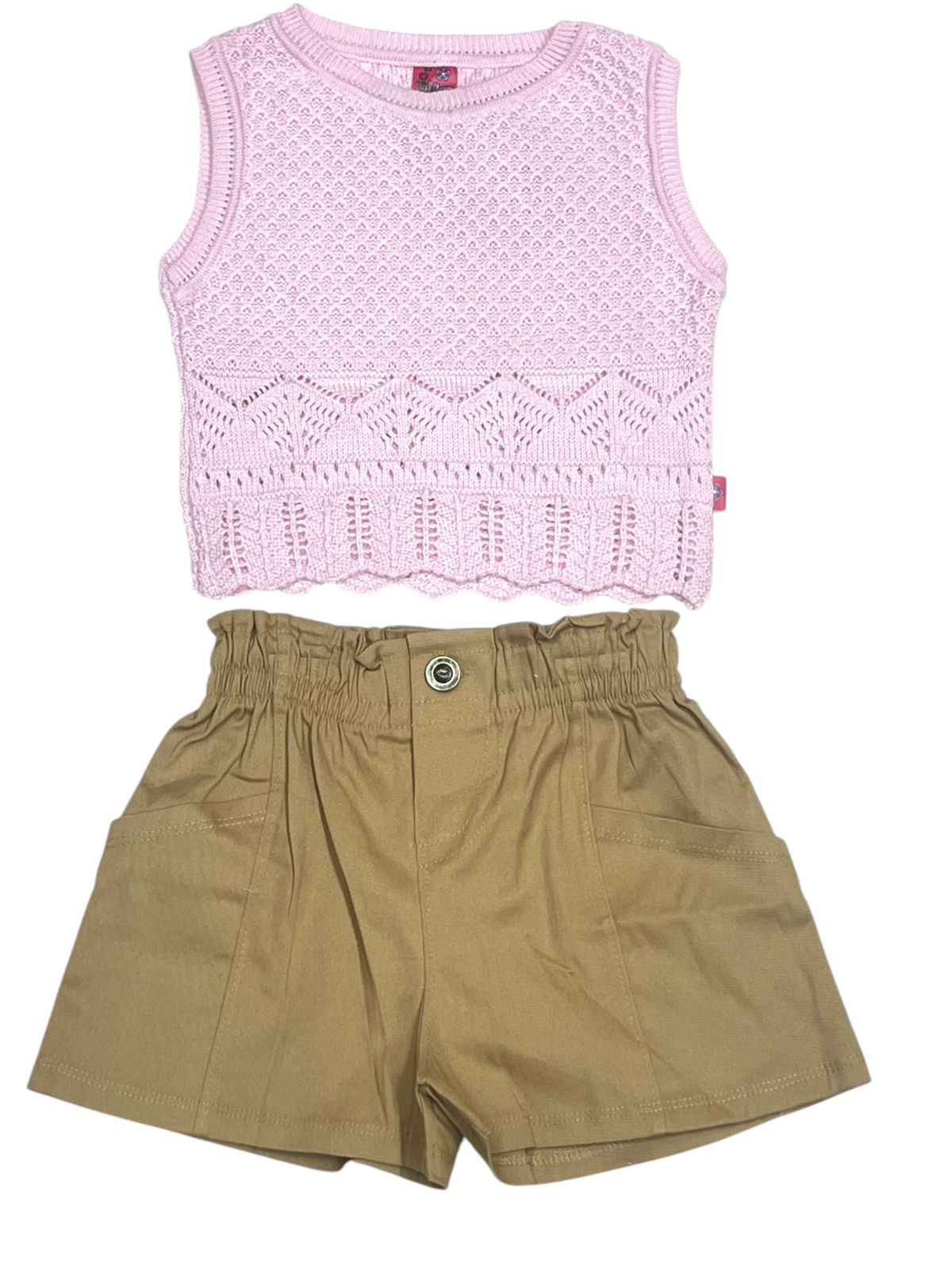CONJUNTO 2P PARA NIÑAS CON BLUSA TEJIDA SIN MANGAS Y SHORT CON BOLSAS