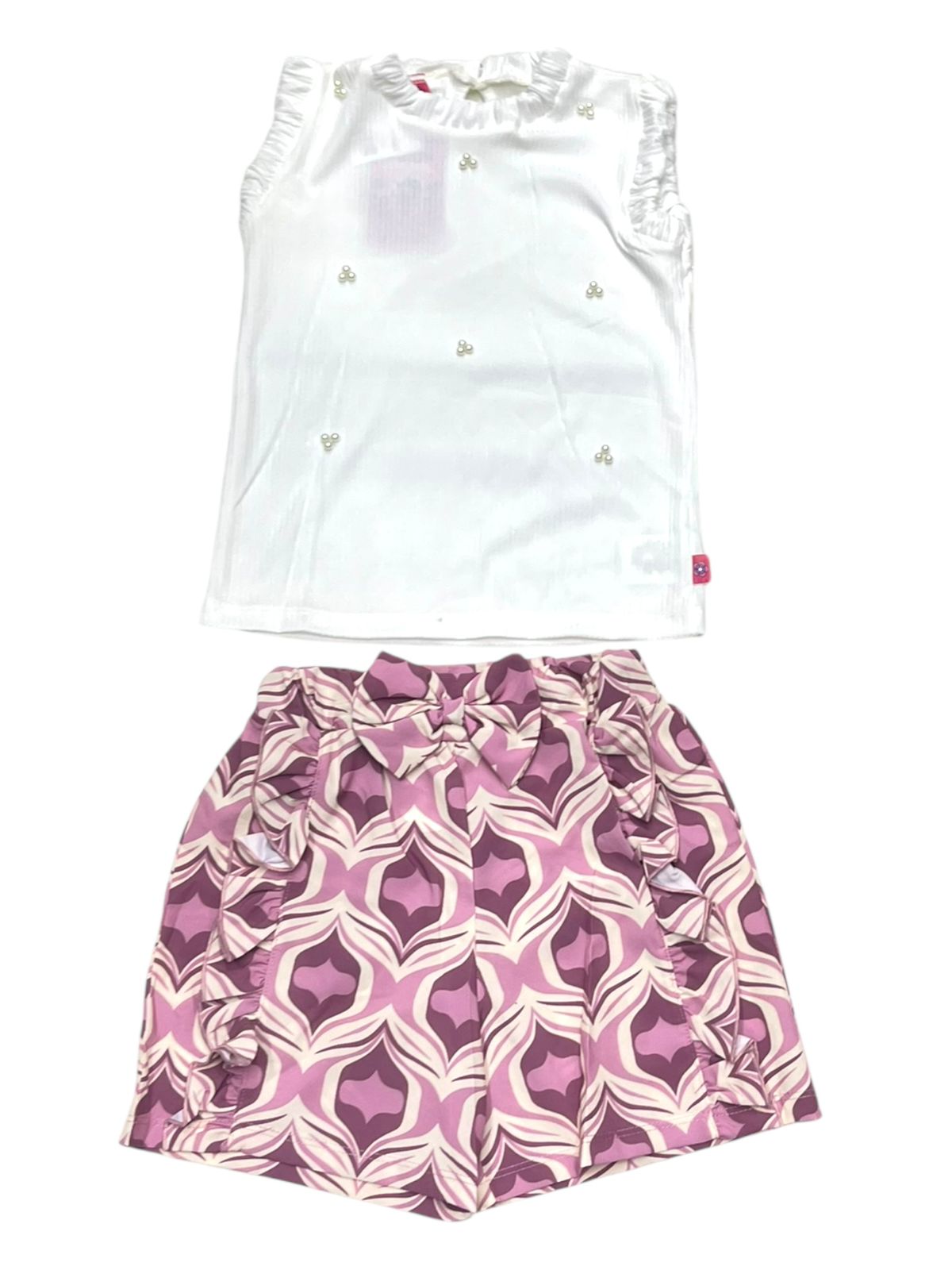 CONJ 2P BLUSA SIN MANGAS DETALLES DE PERLAS Y SHORT ESTAMPADO Y MOÑO